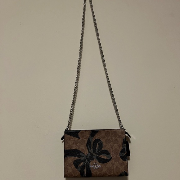 Coach Bow Signature Print Slim Crossbody Bag NWT - Picture 4 of 6